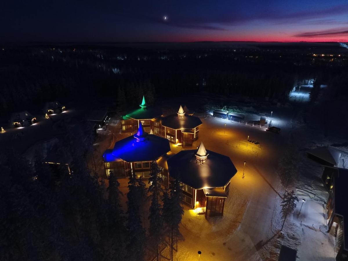 Santa Claus Holiday Village Rovaniemi Extérieur photo