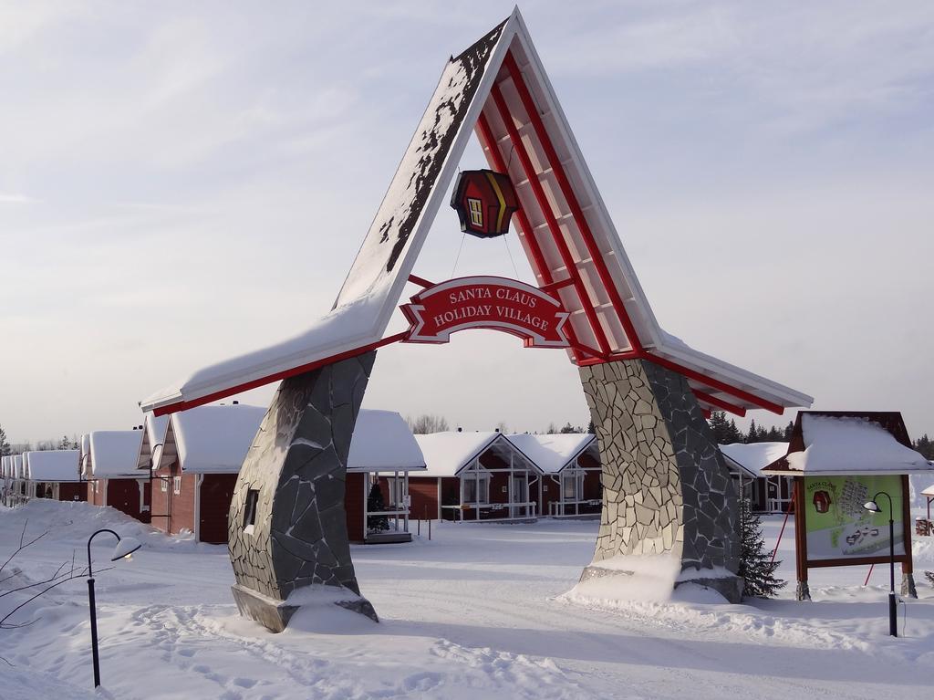 Santa Claus Holiday Village Rovaniemi Extérieur photo