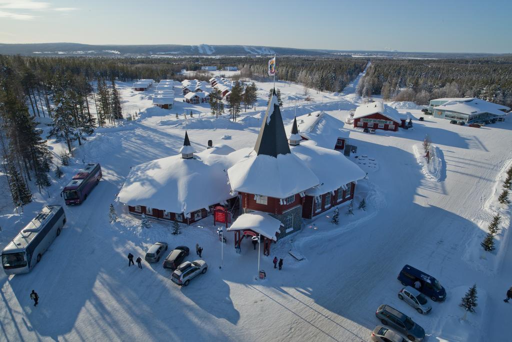 Santa Claus Holiday Village Rovaniemi Extérieur photo